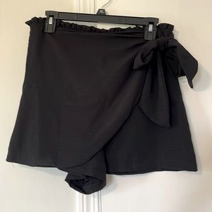 DOBE Faux Wrap Skort with Ruffle Waist